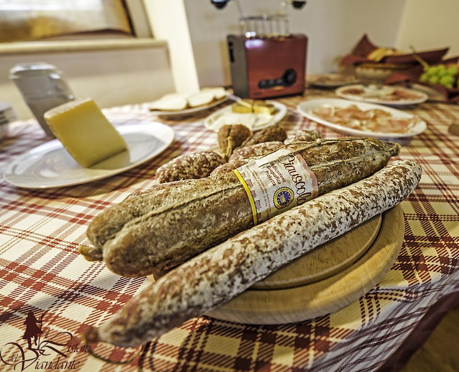 מלון Offagna Il Ristoro Del Viandante מראה חיצוני תמונה